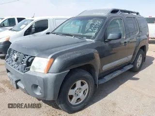 2005 Nissan Xterra SE z VIN 5N1AN08U75C638521, wystawiony jako IAAI lot #42397492 z przebiegiem 132 892 mil mil oraz . Historia ofert i sprzedaży dostępna na DreamBid. Obrazek 2.