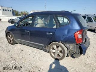 2007 Kia Rondo EX with VIN KNAFG526977061088, listed as a Copart auction lot 71687844 with 186,379 mi miles and Salvage Title. Bid and sale history available at carsss.com. Image 2.