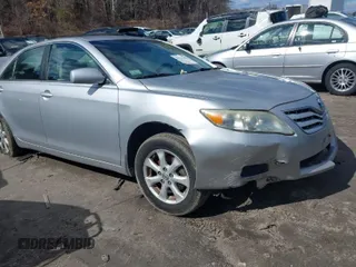 2011 Toyota Camry LE with VIN 4T4BF3EK2BR209112, listed as a IAAI auction lot 41743101 with 232,916 mi miles. Bid and sale history available at carsss.com. Image 1.