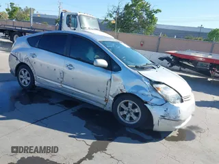 2005 Toyota Prius with VIN JTDKB20U957017198, listed as a IAAI auction lot 42227262 with 241,187 mi miles and . Bid and sale history available at DreamBid. Image 1.