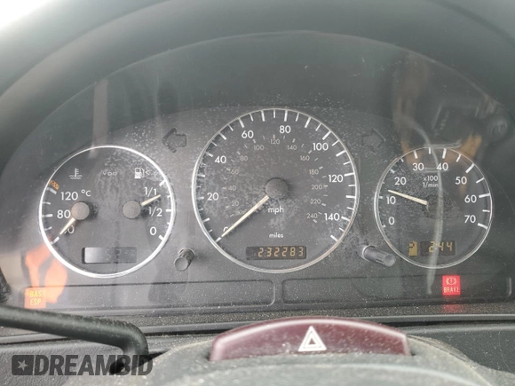 2005 Mercedes-Benz M 350 with VIN 4JGAB57E95A556723, listed as a Copart auction lot 52584115 with 232,283 mi miles and Salvage title. Bid and sale history available at DreamBid. Image 9.