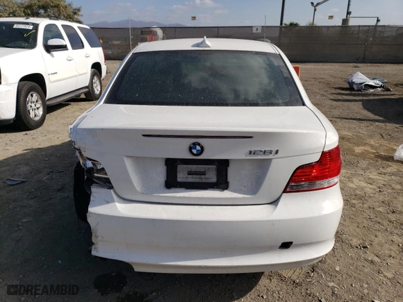 2009 BMW 1 Series 128i SULEV with VIN WBAUP93539VF48406, listed as a Copart auction lot 84434494 with 124,445 mi miles and Salvage Title. Bid and sale history available at carsss.com. Image 6.