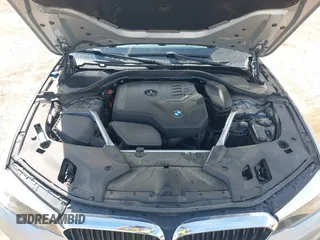 2020 BMW 5 Series 530i z VIN WBAJR3C04LWW70303, wystawiony jako IAAI lot #41887836 z przebiegiem 88 641 mil mil oraz . Historia ofert i sprzedaży dostępna na DreamBid. Obrazek 10.