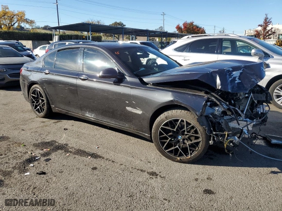 2015 BMW 7 Series 740i with VIN WBAYA6C56FD827087, listed as a Copart auction lot 83251144 with 0 mi miles and Salvage Title. Bid and sale history available at carsss.com. Image 4.
