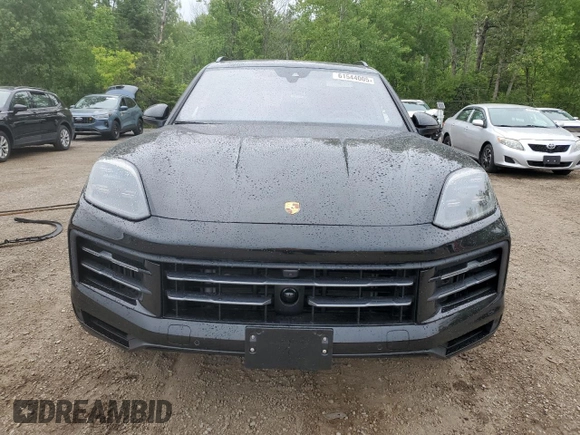 2024 Porsche Cayenne with VIN WP1AA2AY3RDA12276, listed as a Copart auction lot 61544005 with 4,183 mi miles and Clean title. Bid and sale history available at DreamBid. Image 5.