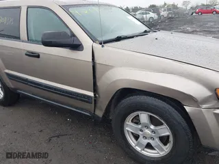 2006 Jeep Grand Cherokee Laredo with VIN 1J4GS48K16C270832, listed as a IAAI auction lot 42011375 with 246,466 mi miles. Bid and sale history available at carsss.com. Image 6.