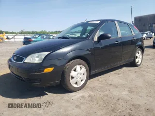 2007 Ford Focus S with VIN 1FAFP37N87W241746, listed as a Copart auction lot 78932144 with 206,746 mi miles and Salvage Title. Bid and sale history available at carsss.com. Image 1.