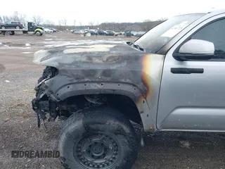 2016 Toyota Tacoma SR with VIN 5TFCZ5AN2GX012937, listed as a IAAI auction lot 41963728 with 157,397 mi miles and . Bid and sale history available at DreamBid. Image 13.