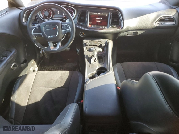 2018 Dodge Challenger R/T Plus with VIN 2C3CDZBT1JH172388, listed as a Copart auction lot 50217465 with 61,959 mi miles and Salvage Title. Bid and sale history available at carsss.com. Image 8.