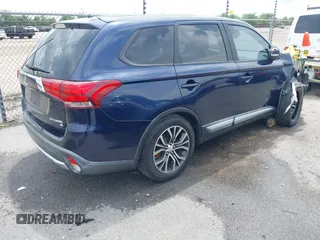 2016 Mitsubishi Outlander SE z VIN JA4AD3A38GZ008897, wystawiony jako IAAI lot #42072854 z przebiegiem 74 700 mil mil oraz . Historia ofert i sprzedaży dostępna na DreamBid. Obrazek 4.