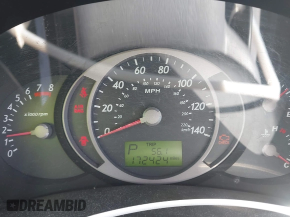 2005 Hyundai Tucson GLS with VIN KM8JN72D95U193338, listed as a IAAI auction lot 42205240 with 172,424 mi miles. Bid and sale history available at carsss.com. Image 7.