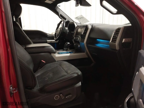 2015 Ford F-150 XLT w/HD Payload Pkg with VIN 1FTFW1EF1FKD80880, listed as a IAAI auction lot 40958352 with 114,911 mi miles. Bid and sale history available at carsss.com. Image 5.