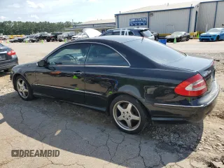 2004 Mercedes-Benz CLK 500 with VIN WDBTJ75J94F071171, listed as a Copart auction lot 60000435 with 204,585 mi miles and Clean title. Bid and sale history available at DreamBid. Image 2.