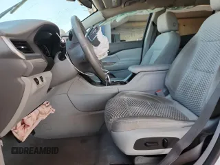 2017 GMC Acadia SLE z VIN 1GKKNLLA7HZ173672, wystawiony jako Copart lot #64203795 z przebiegiem 101 939 mil mil oraz Szkoda całkowita • Salvage title. Historia ofert i sprzedaży dostępna na DreamBid. Obrazek 7.