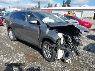 2018 Kia Sorento L with VIN 5XYPG4A33JG418543, listed as a IAAI auction lot 41745875 with 1 mi miles. Bid and sale history available at carsss.com. Image 1.