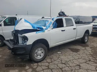 2023 Ram 2500 Tradesman z VIN 3C6UR5HJ9PG587488, wystawiony jako Copart lot #61572935 z przebiegiem 43 791 mil mil oraz Czysty tytuł • Clean title. Historia ofert i sprzedaży dostępna na DreamBid. Obrazek 1.
