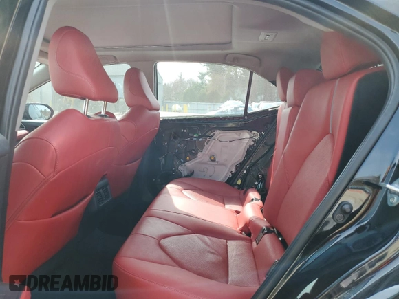 2022 Toyota Camry XSE z VIN 4T1K61AK9NU032227, wystawiony jako Copart lot #52932725 z przebiegiem 40 823 mil mil oraz Szkoda całkowita • Salvage title. Historia ofert i sprzedaży dostępna na DreamBid. Obrazek 10.