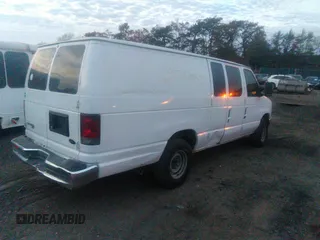 2013 Ford Econoline Cargo Commercial z VIN 1FTSS3EL1DDB17608, wystawiony jako IAAI lot #38123043 z przebiegiem Nie podano mil oraz . Historia ofert i sprzedaży dostępna na DreamBid. Obrazek 4.