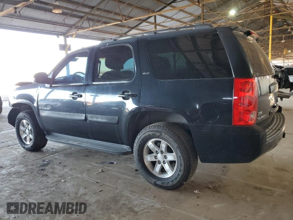 2008 GMC Yukon SLT w/4SB with VIN 1GKFC13008R206174, listed as a Copart auction lot 51390674 with 187,110 mi miles and Salvage Title. Bid and sale history available at carsss.com. Image 2.