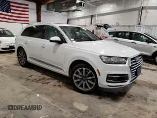 2017 Audi Q7 Premium Plus with VIN WA1LAAF71HD026691, listed as a Copart auction lot 55519725 with 128,047 mi miles and Clean Title. Bid and sale history available at DreamBid. Image 4.