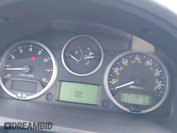 2011 Land Rover LR2 HSE with VIN SALFT2BN4BH263966, listed as a IAAI auction lot 42038664 with 130,305 mi miles and . Bid and sale history available at DreamBid. Image 7.