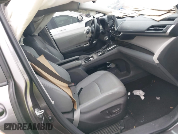 2022 Toyota Sienna Limited with VIN 5TDZRKEC7NS102931, listed as a IAAI auction lot 41419509 with 132,885 mi miles and . Bid and sale history available at DreamBid. Image 5.