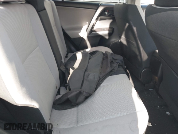 2018 Toyota RAV4 XLE with VIN JTMWFREV6JJ175575, listed as a IAAI auction lot 41788004 with 112,577 mi miles. Bid and sale history available at carsss.com. Image 8.