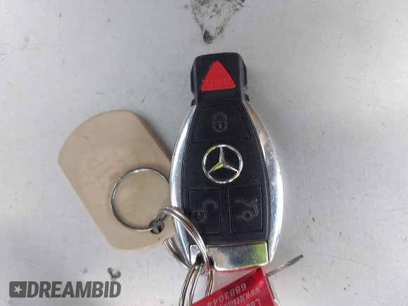 2014 Mercedes-Benz C 250 Sport z VIN WDDGF4HB9EA959513, wystawiony jako IAAI lot #42413556 z przebiegiem 144 773 mil mil oraz . Historia ofert i sprzedaży dostępna na DreamBid. Obrazek 11.