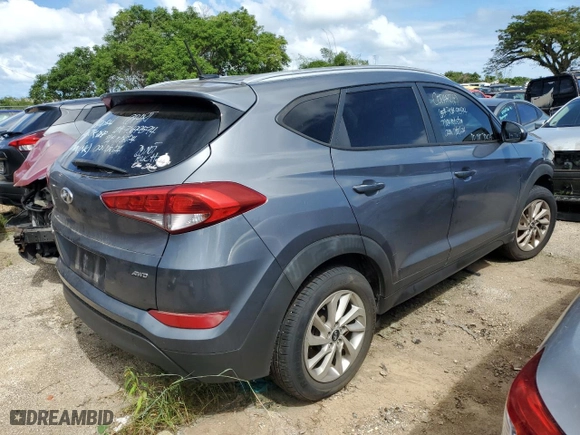 2016 Hyundai Tucson SE with VIN KM8J3CA49GU107271, listed as a Copart auction lot 70699594 with 0 mi miles and Salvage Title. Bid and sale history available at carsss.com. Image 3.