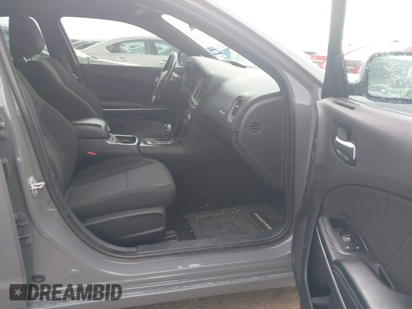 2019 Dodge Charger SXT with VIN 2C3CDXBG3KH707567, listed as a IAAI auction lot 41942936 with 137,249 mi miles and . Bid and sale history available at DreamBid. Image 5.