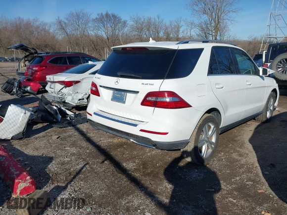 2014 Mercedes-Benz M 350 with VIN 4JGDA2EB2EA302665, listed as a IAAI auction lot 41539372 with 109,287 mi miles and . Bid and sale history available at DreamBid. Image 4.
