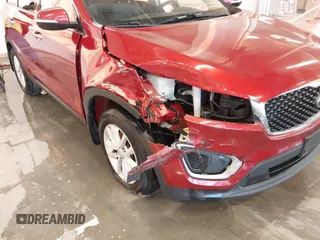 2017 Kia Sorento LX with VIN 5XYPG4A3XHG214042, listed as a IAAI auction lot 41770119 with 73,243 mi miles. Bid and sale history available at carsss.com. Image 6.