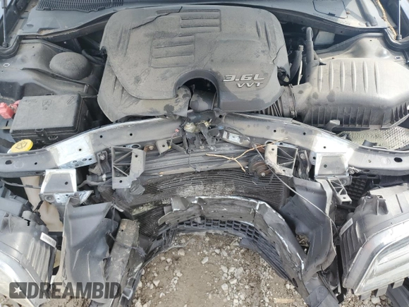 2019 Chrysler 300 S z VIN 2C3CCABG0KH565971, wystawiony jako Copart lot #56640265 z przebiegiem Nie podano mil oraz Czysty tytuł • Clean title. Historia ofert i sprzedaży dostępna na DreamBid. Obrazek 11.