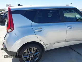 2021 Kia Soul S with VIN KNDJ23AU5M7795528, listed as a IAAI auction lot 41718018 with 75,098 mi miles and . Bid and sale history available at DreamBid. Image 19.