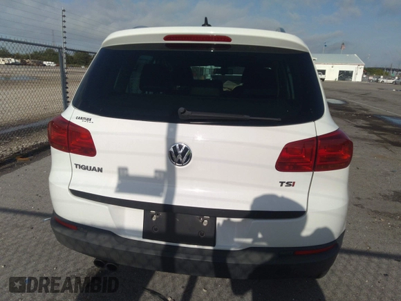 2017 Volkswagen Tiguan Wolfsburg Edition with VIN WVGRV7AXXHW509109, listed as a IAAI auction lot 42477386 with 77,645 mi miles and . Bid and sale history available at DreamBid. Image 17.