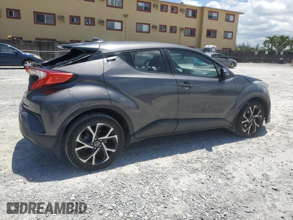 2018 Toyota C-HR XLE with VIN NMTKHMBX4JR042316, listed as a Copart auction lot 61789115 with 67,886 mi miles and Salvage title. Bid and sale history available at DreamBid. Image 3.