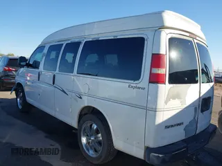 2004 GMC Savana Cargo Van YF7 Upfitter with VIN 1GDFG15T741231326, listed as a IAAI auction lot 41114249 with 291,492 mi miles. Bid and sale history available at carsss.com. Image 15.