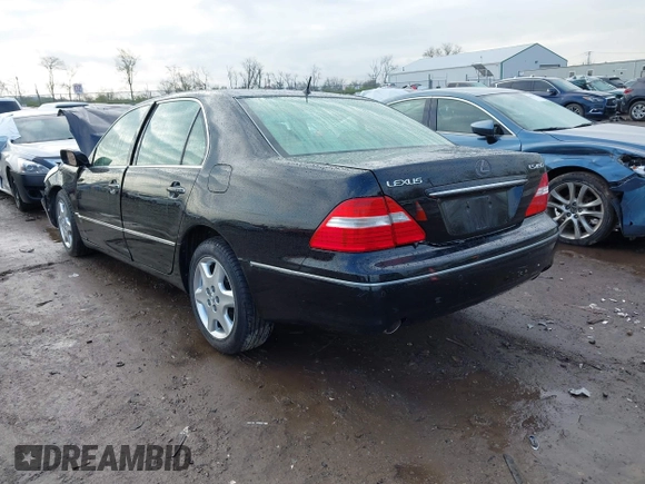 2005 Lexus LS 430 with VIN JTHBN36F450174554, listed as a IAAI auction lot 41989741 with Not Provided miles. Bid and sale history available at carsss.com. Image 3.