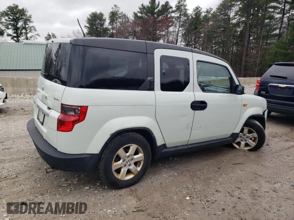 2011 Honda Element EX with VIN 5J6YH2H77BL003367, listed as a Copart auction lot 52401305 with 215,346 mi miles and Clean Title. Bid and sale history available at DreamBid. Image 3.