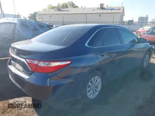 2017 Toyota Camry XLE with VIN 4T1BF1FK9HU737994, listed as a IAAI auction lot 41852075 with 114,923 mi miles. Bid and sale history available at carsss.com. Image 4.