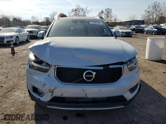 2022 Volvo XC40 Momentum with VIN YV4AC2HK2N2726416, listed as a Copart auction lot 77426764 with 84,997 mi miles and Salvage title. Bid and sale history available at DreamBid. Image 5.