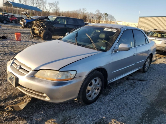 2002 Honda Accord Sdn EX with VIN 1HGCG56602A155146, listed as a Copart auction lot 48723585 with 196,190 mi miles and Salvage Title. Bid and sale history available at carsss.com. Image 1.