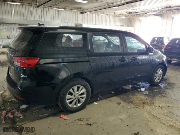 2016 Kia Sedona L with VIN KNDMA5C11G6184226, listed as a Copart auction lot 51018535 with 111,028 mi miles and Clean Title. Bid and sale history available at carsss.com. Image 3.