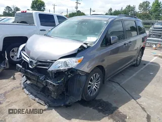 2018 Toyota Sienna XLE Auto Access Seat с VIN 5TDYZ3DC6JS939876, выставлен на аукционе IAAI как лот 42347926 с пробегом 81 086 миль миль и . История ставок и продаж доступна на DreamBid. Изображение 2.