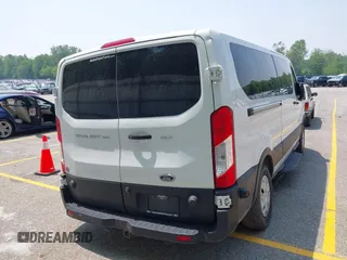 2019 Ford Transit Passenger XL z VIN 1FBZX2YM4KKB64966, wystawiony jako IAAI lot #42417498 z przebiegiem 157 311 mil mil oraz . Historia ofert i sprzedaży dostępna na DreamBid. Obrazek 16.