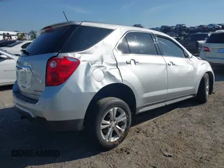 2015 Chevrolet Equinox LS z VIN 2GNALAEK4F1180762, wystawiony jako IAAI lot #42279118 z przebiegiem 94 915 mil mil oraz . Historia ofert i sprzedaży dostępna na DreamBid. Obrazek 4.
