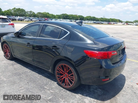 2013 Acura ILX Technology z VIN 19VDE1F72DE014291, wystawiony jako IAAI lot #42221550 z przebiegiem 134 825 mil mil oraz . Historia ofert i sprzedaży dostępna na DreamBid. Obrazek 3.