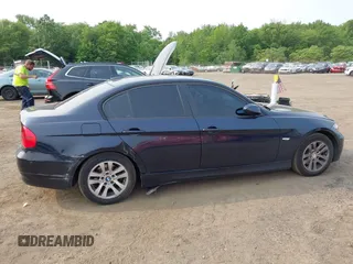 2007 BMW 3 Series 328i with VIN WBAVA33597PV66894, listed as a IAAI auction lot 42407280 with 160,527 mi miles and . Bid and sale history available at DreamBid. Image 18.