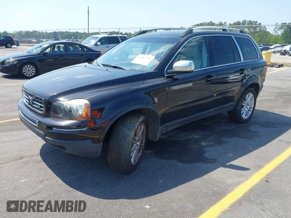 2008 Volvo XC90 V8 with VIN YV4CZ852681425205, listed as a IAAI auction lot 42061729 with 156,884 mi miles. Bid and sale history available at carsss.com. Image 2.