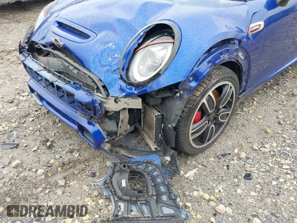 2019 MINI Hardtop John Cooper Works with VIN WMWXM9C5XK2H38801, listed as a IAAI auction lot 42029312 with 96,205 mi miles and . Bid and sale history available at DreamBid. Image 18.